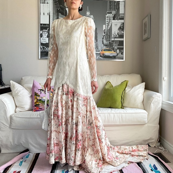 Drop waist/mermaid  floral skirt lace bodice wedding dress/evening gown - Picture 5 of 17